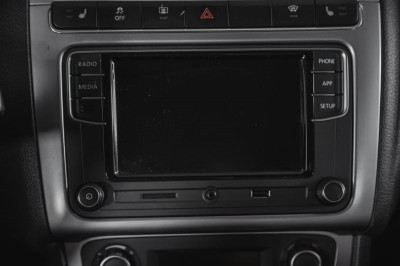 Volkswagen Polo 1.4 TSI AT (125 л. с.)