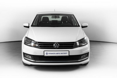 Volkswagen Polo 1.4 TSI AT (125 л. с.)