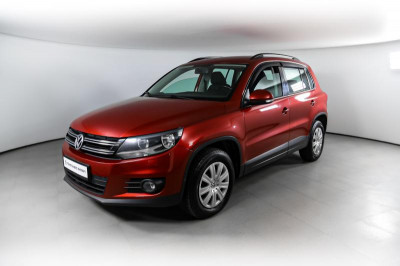 Volkswagen Tiguan 1.4 TSI BlueMotion DSG (150 л. с.)