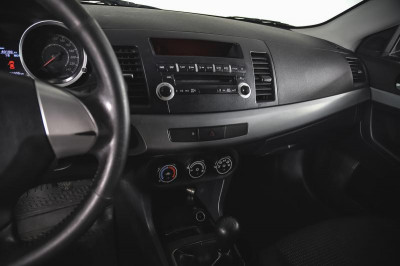 Mitsubishi Lancer 1.5 MT (109 л. с.)