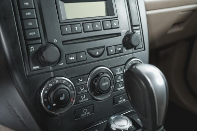 Land Rover Freelander 2.2 SD4 AT 4WD (190 л. с.)