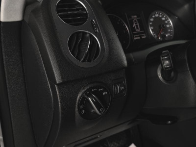 Volkswagen Tiguan 2.0d AT (140 л.с.) 4WD