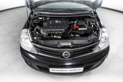 Nissan Tiida 1.6 MT (110 л. с.)