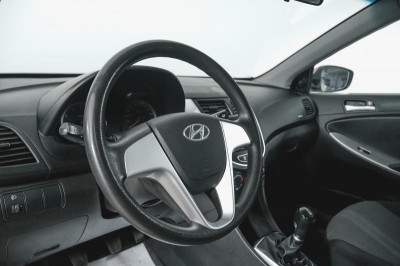 Hyundai Solaris 1.6 MT (123 л. с.)