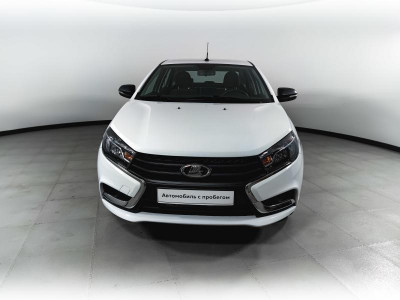 LADA Vesta 1.6 MT (106 л. с.)