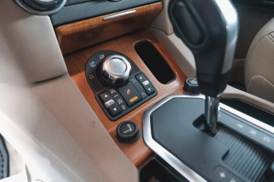 Land Rover Discovery 3.0 TD AT (245 л. с.)
