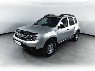 Renault Duster 2.0 AT 4x4 (143 л. с.)
