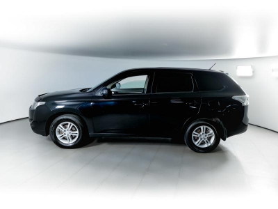 Mitsubishi Outlander 2.0 CVT (146 л. с.)