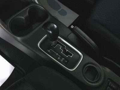 Mitsubishi Outlander 2.0 CVT (146 л. с.)