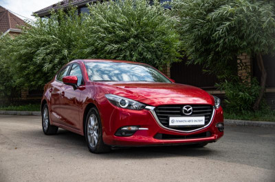 Mazda 3 1.5 AT (120 л.с.)