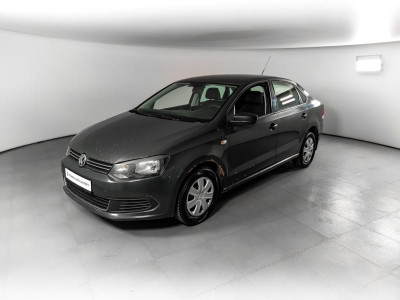 Volkswagen Polo 1.6 MT (105 л. с.)