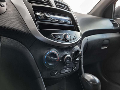 Hyundai Solaris 1.6 AT (123 л. с.)