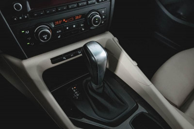 BMW X1 xDrive28i 6AT (258 л. с.)